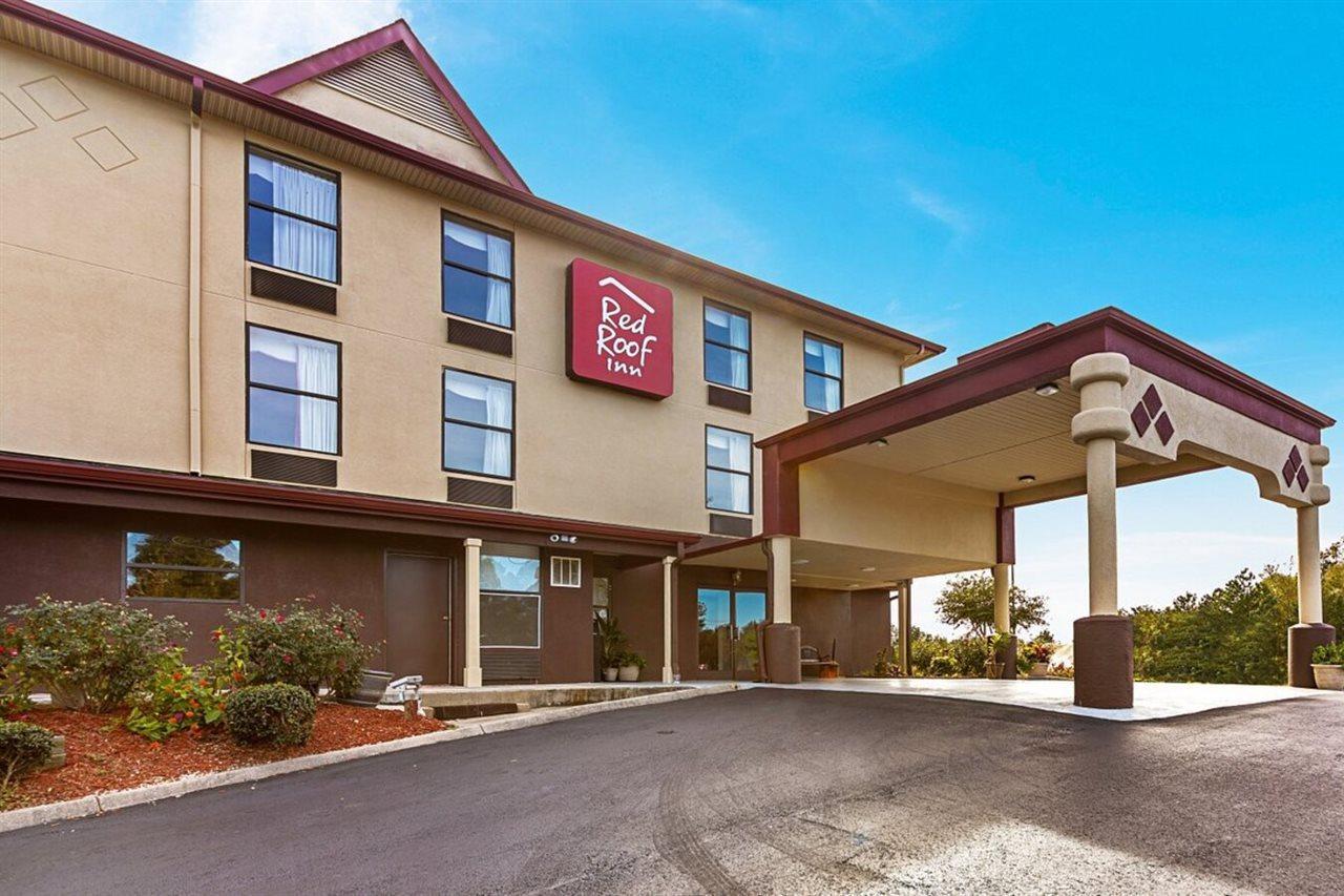 Clarion Pointe Hotel Archdale ภายนอก รูปภาพ
