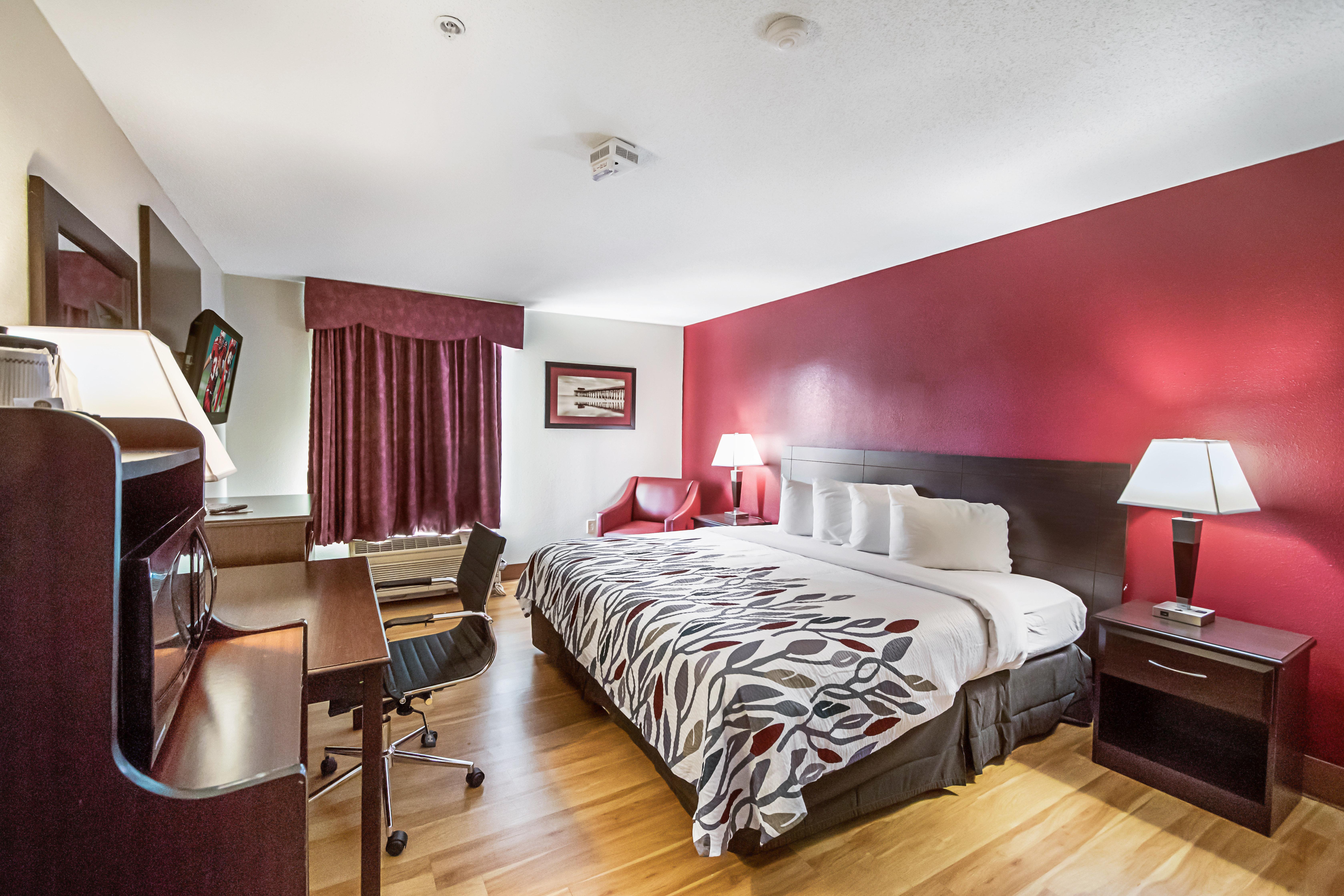 Clarion Pointe Hotel Archdale ภายนอก รูปภาพ