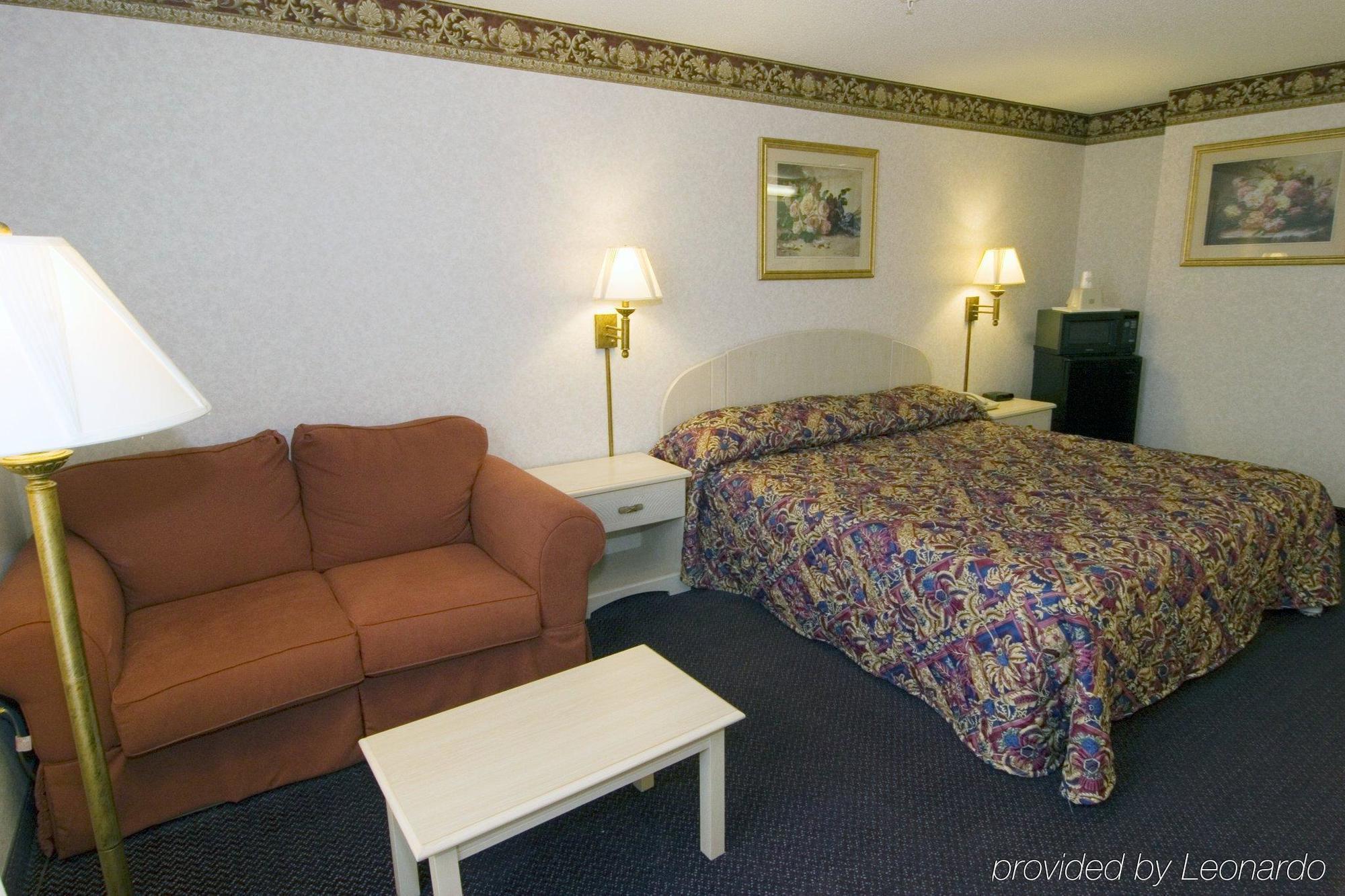 Clarion Pointe Hotel Archdale ห้อง รูปภาพ