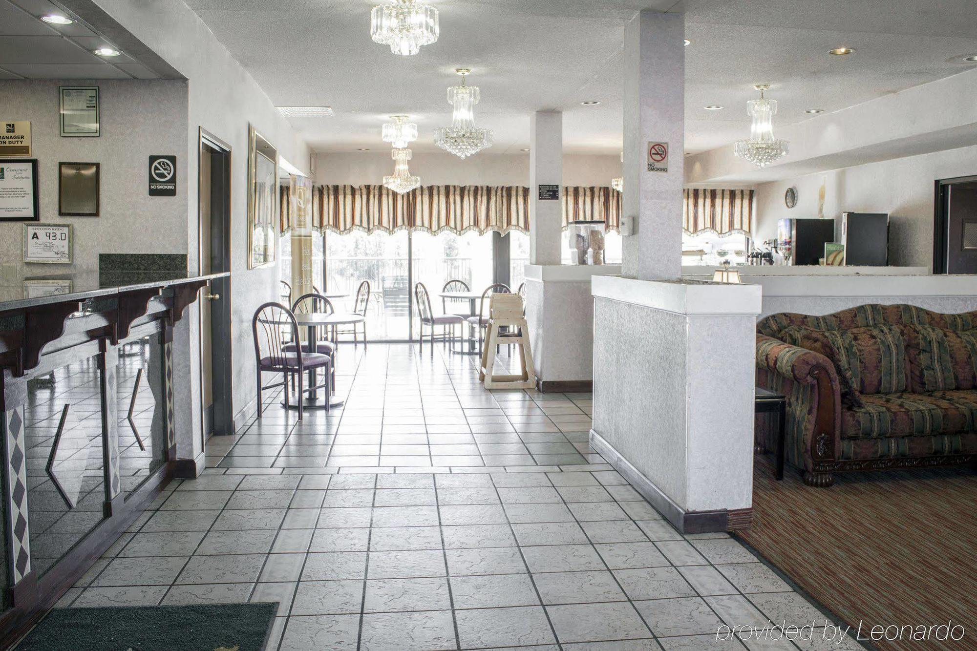 Clarion Pointe Hotel Archdale ภายนอก รูปภาพ