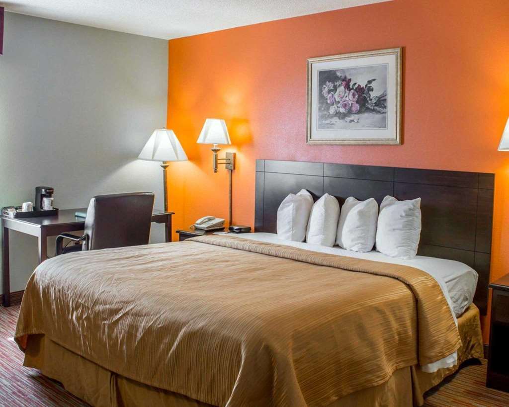 Clarion Pointe Hotel Archdale ห้อง รูปภาพ