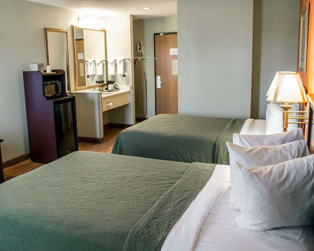 Clarion Pointe Hotel Archdale ห้อง รูปภาพ